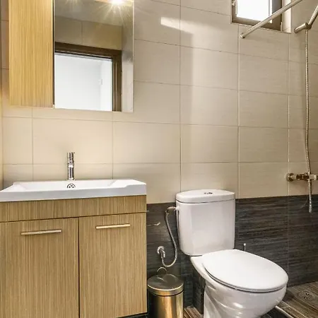 Villa Free Breakfast At Oak Luxury With Heated Pool, Playground And Pool Table Tria Monastiria