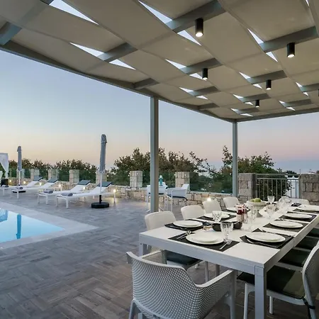 Villa Free Breakfast At Oak Luxury With Heated Pool, Playground And Pool Table Tria Monastiria