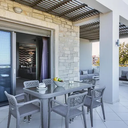 Villa Free Breakfast At Oak Luxury With Heated Pool, Playground And Pool Table Tria Monastiria