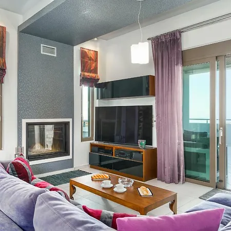 Villa Free Breakfast At Oak Luxury With Heated Pool, Playground And Pool Table Tria Monastiria