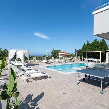 Free Breakfast At Oak Luxury With Heated Pool, Playground And Pool Table * Tria Monastiria