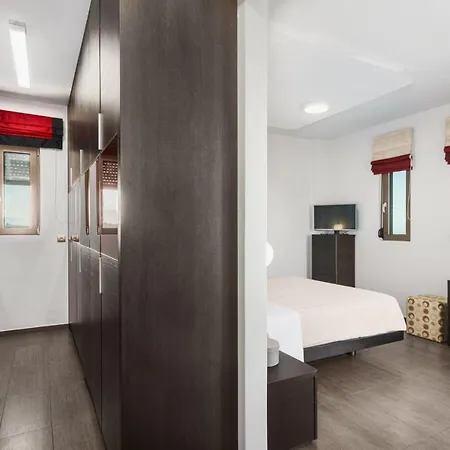 Free Breakfast At Oak Luxury With Heated Pool, Playground And Pool Table Villa Tria Monastiria