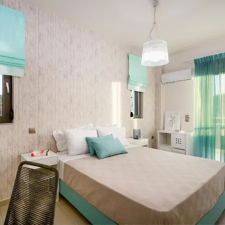 Free Breakfast At Oak Luxury With Heated Pool, Playground And Pool Table Villa Tria Monastiria